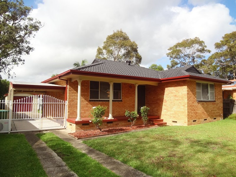 84 Kerry Crescent, Berkeley Vale NSW 2261