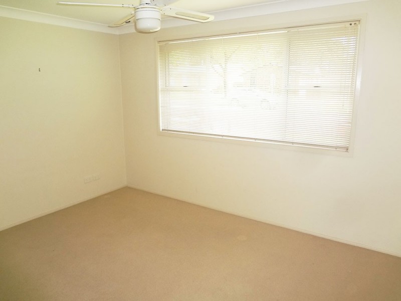 84 Kerry Crescent, Berkeley Vale NSW 2261