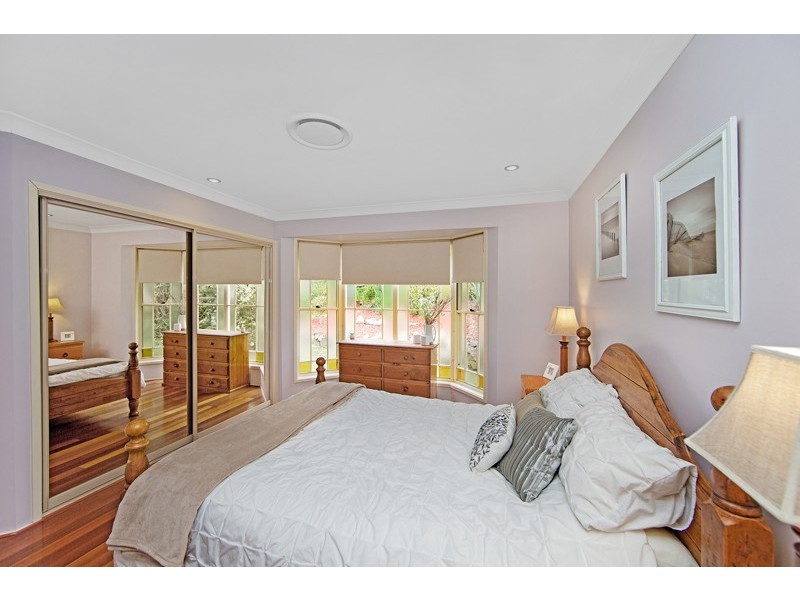 15 Sanctuary Place, Bateau Bay NSW 2261