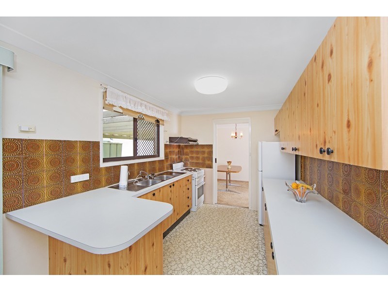 13 Barramundi Place, Bateau Bay NSW 2261