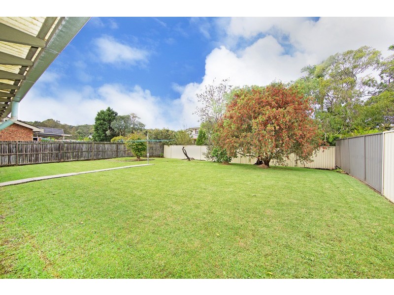 13 Barramundi Place, Bateau Bay NSW 2261