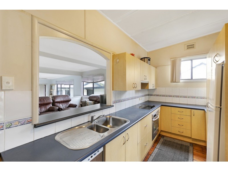 43 Shortland Avenue, Killarney Vale NSW 2261