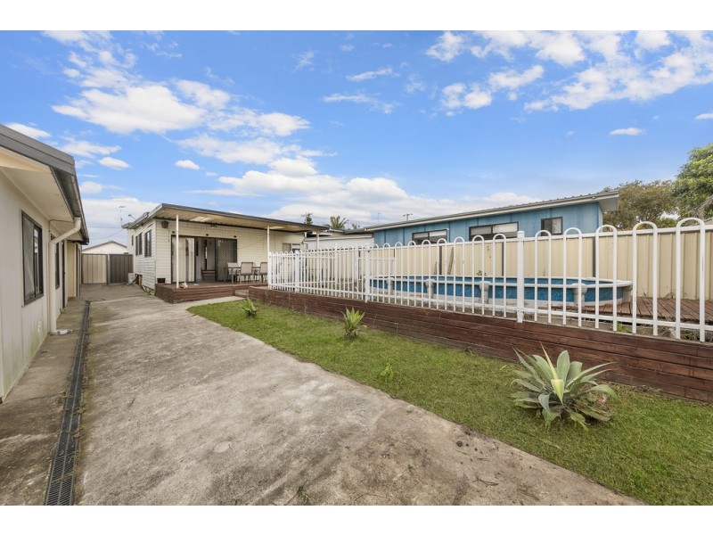 43 Shortland Avenue, Killarney Vale NSW 2261