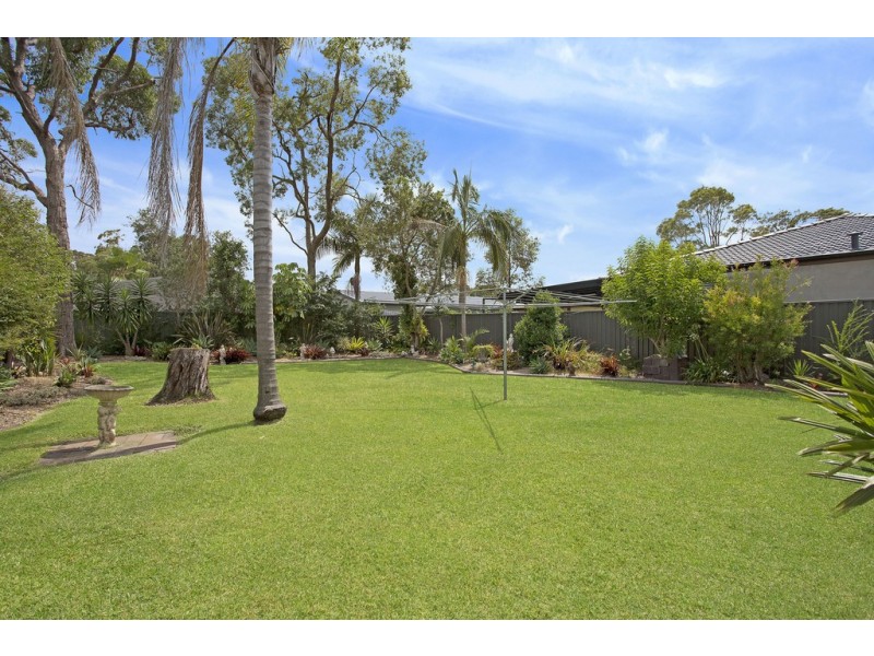 21 Jean Avenue, Berkeley Vale NSW 2261