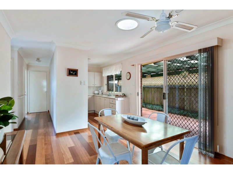 10A Macintyre Street, Bateau Bay NSW 2261