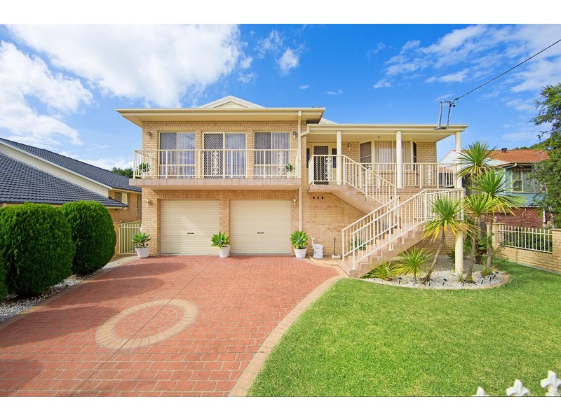 8 Carlyon Street, Killarney Vale NSW 2261