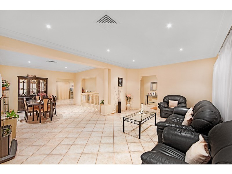 8 Carlyon Street, Killarney Vale NSW 2261