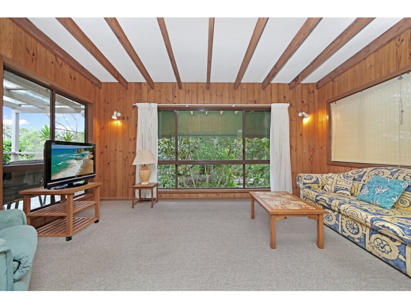 71 Lakin Street, Bateau Bay NSW 2261