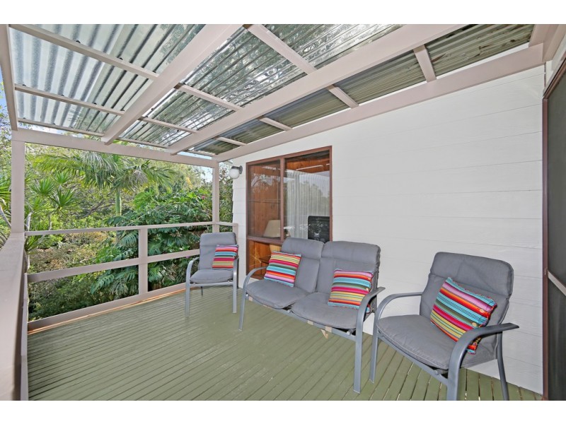 71 Lakin Street, Bateau Bay NSW 2261