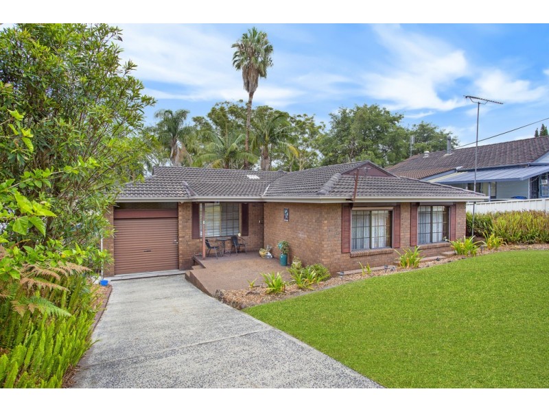 4 Kingfisher Place, Tumbi Umbi NSW 2261