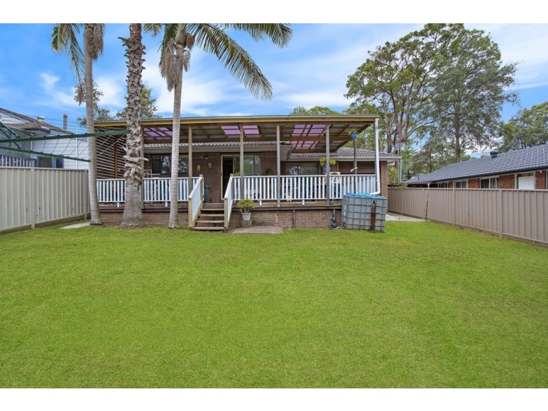 4 Kingfisher Place, Tumbi Umbi NSW 2261