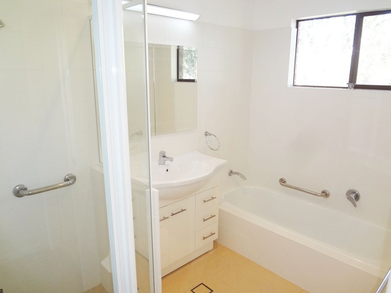 1 Harbour Street, Bateau Bay NSW 2261