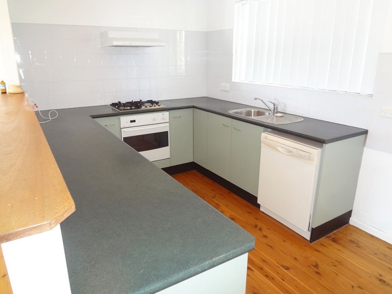 1 Harbour Street, Bateau Bay NSW 2261