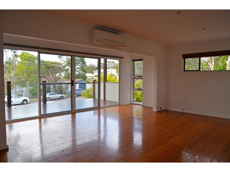 1 Harbour Street, Bateau Bay NSW 2261