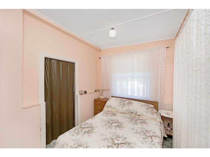 10 Yethonga Avenue, Blue Bay NSW 2261