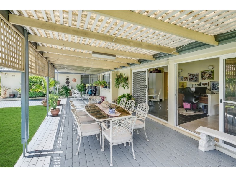 5 The Avenue, Tumbi Umbi NSW 2261