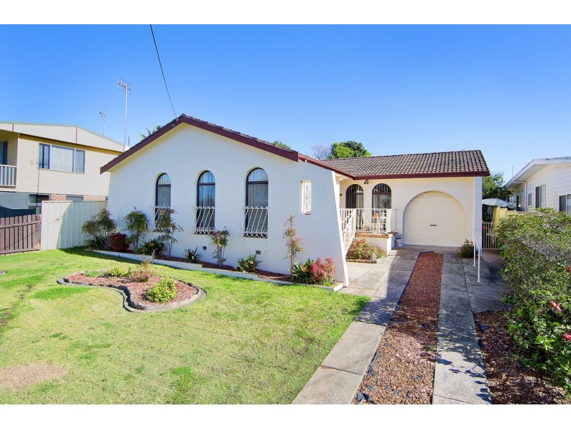 25 Brooke Avenue, Killarney Vale NSW 2261