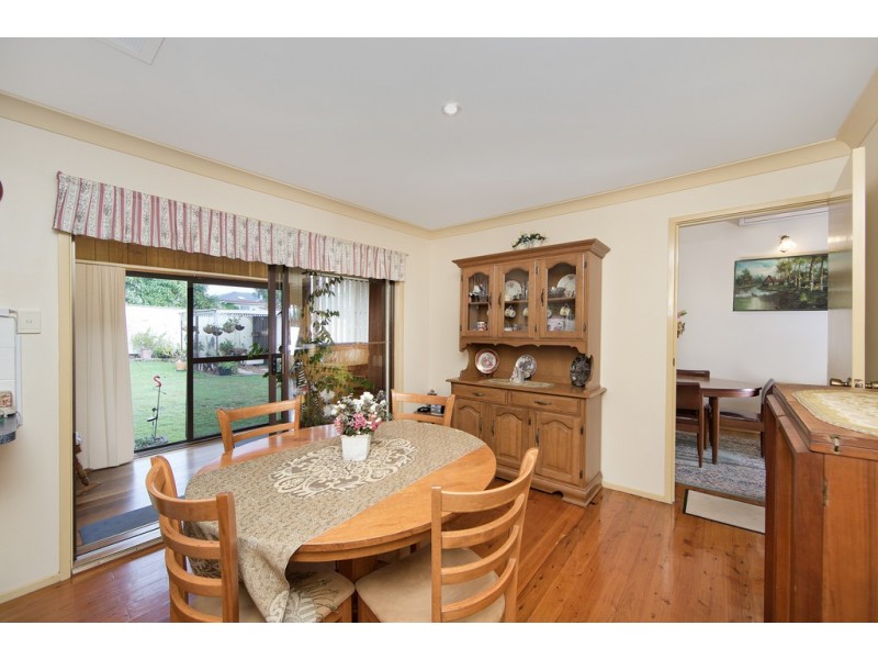 25 Brooke Avenue, Killarney Vale NSW 2261