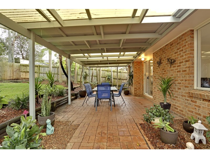 6 Walch Avenue, Bateau Bay NSW 2261