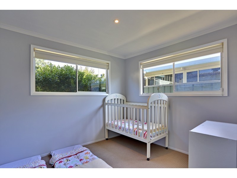 5 Marlowe Road, Bateau Bay NSW 2261
