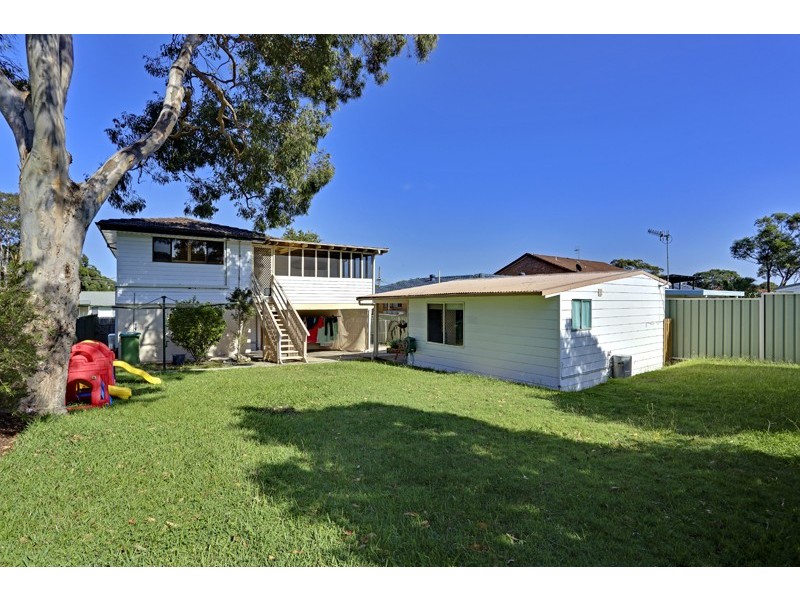 5 Marlowe Road, Bateau Bay NSW 2261