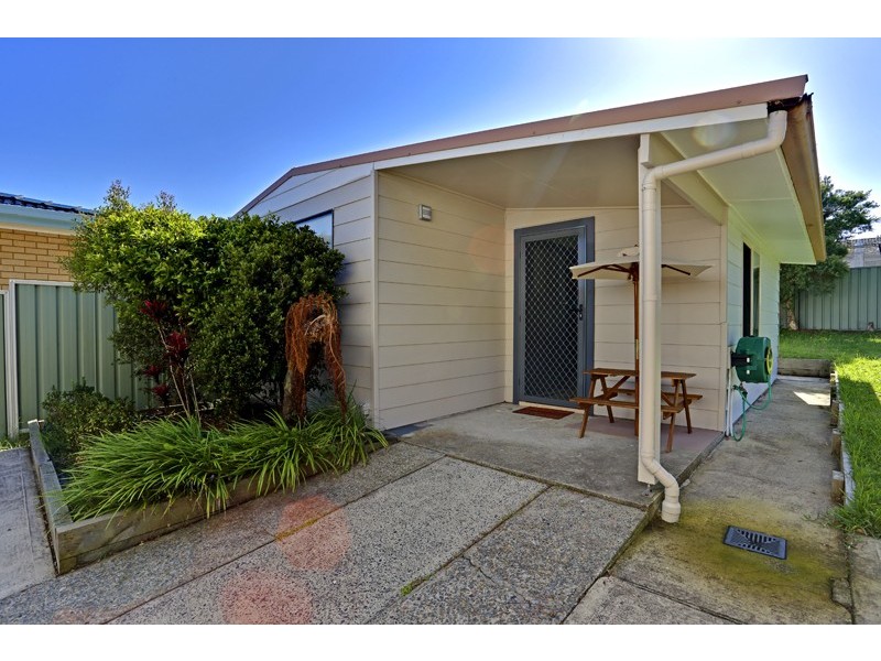 5 Marlowe Road, Bateau Bay NSW 2261