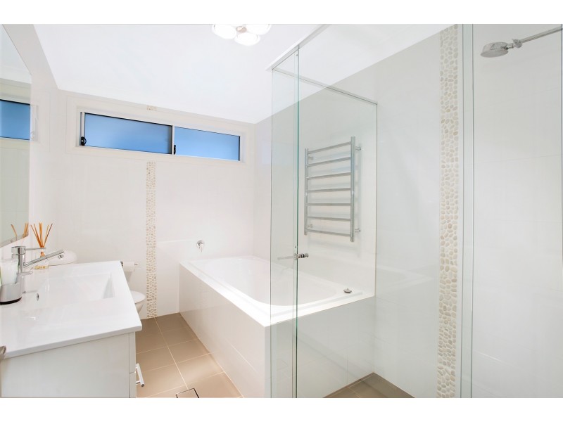 98A Bateau Bay Road, Bateau Bay NSW 2261