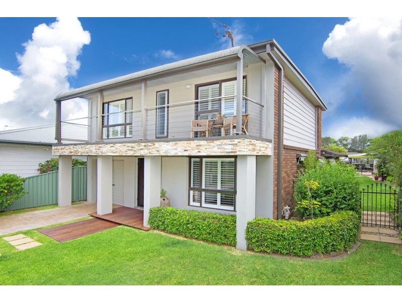 24 Jean Avenue, Berkeley Vale NSW 2261