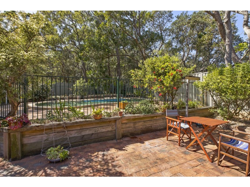 66 Rickard Street, Bateau Bay NSW 2261