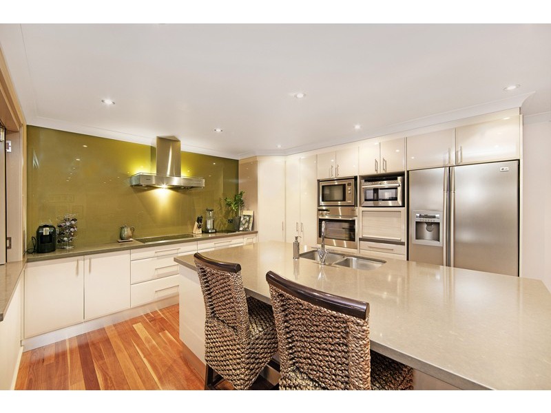 25 Stephenson Road, Bateau Bay NSW 2261