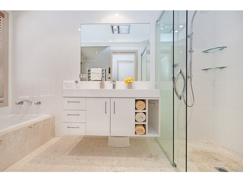 25 Stephenson Road, Bateau Bay NSW 2261