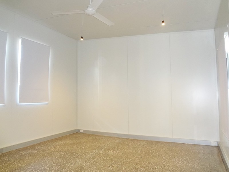 571 The Entrance Road, Bateau Bay NSW 2261