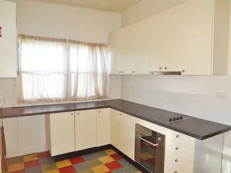 15 Lakin Street, Bateau Bay NSW 2261