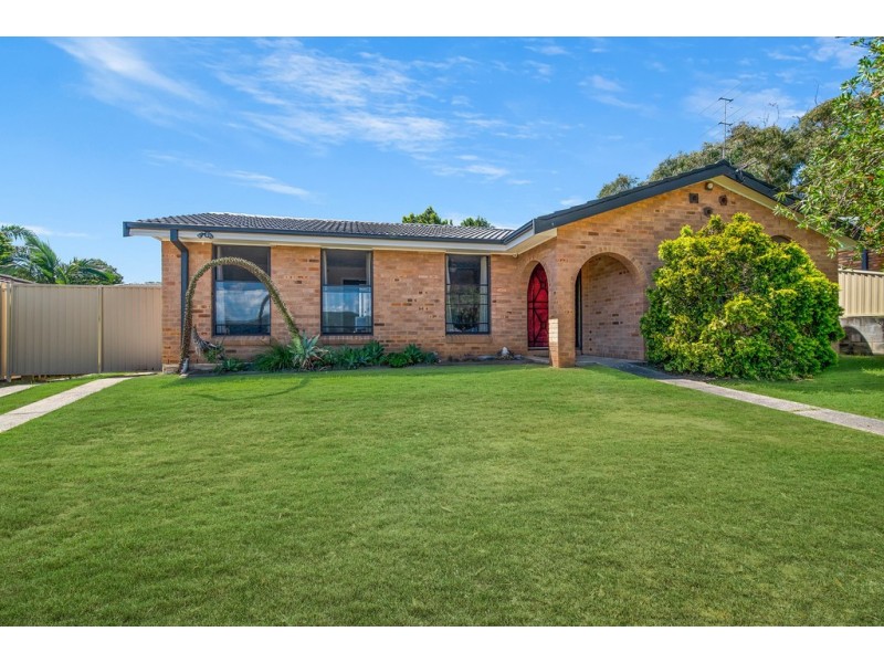 160 Cresthaven Avenue, Bateau Bay NSW 2261