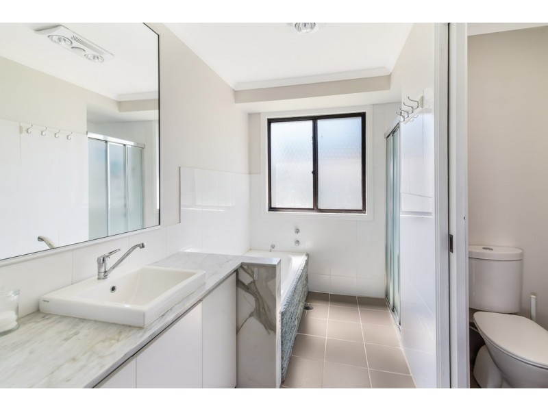 160 Cresthaven Avenue, Bateau Bay NSW 2261