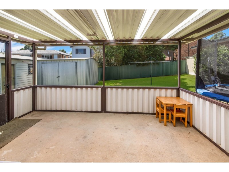 160 Cresthaven Avenue, Bateau Bay NSW 2261