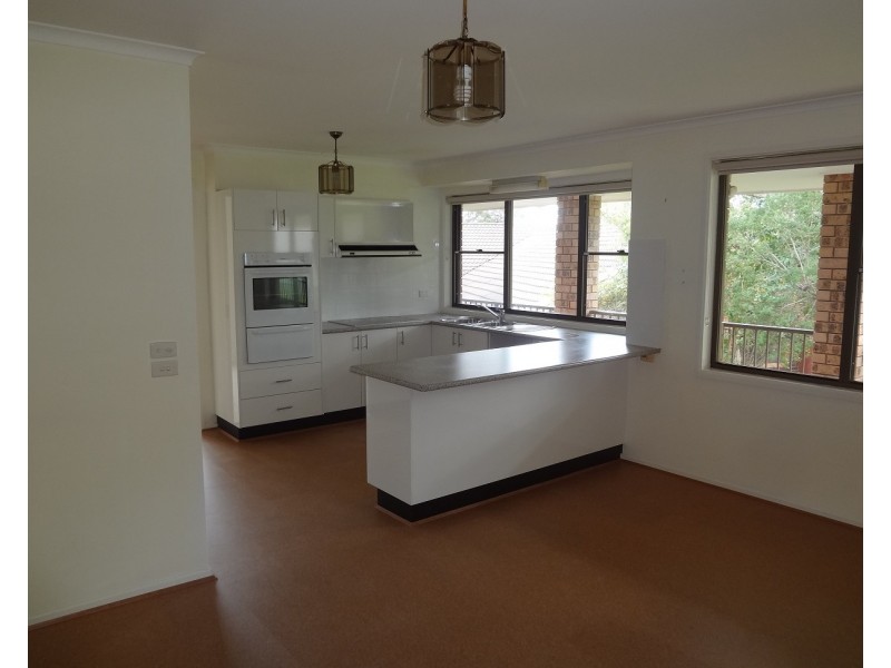 7 Parklands Close, Bateau Bay NSW 2261
