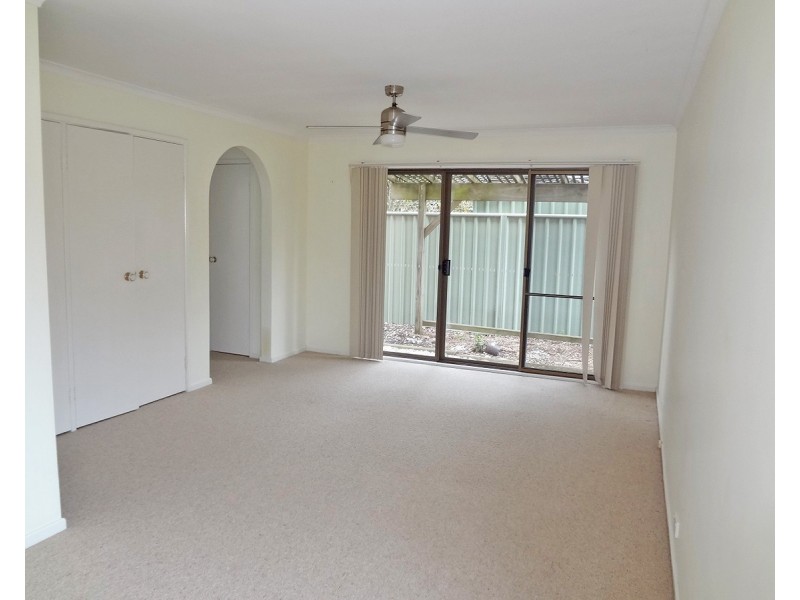 7 Parklands Close, Bateau Bay NSW 2261