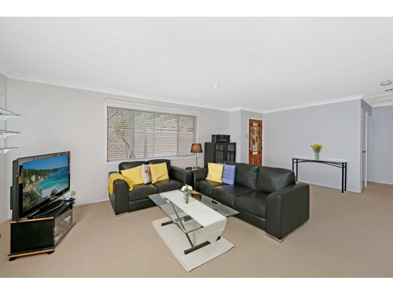86 Lowanna Avenue, Forresters Beach NSW 2260