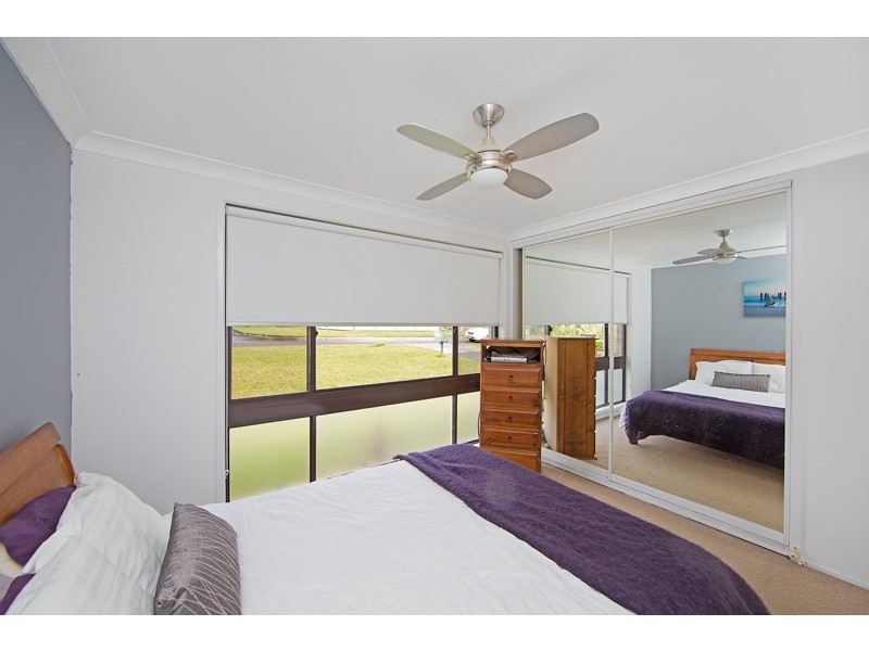 85 Albatross Road, Berkeley Vale NSW 2261