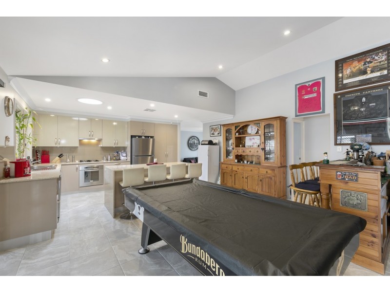 21 Papala Avenue, Bateau Bay NSW 2261