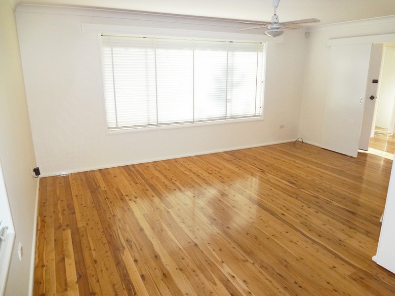 60 Brooke Avenue, Killarney Vale NSW 2261