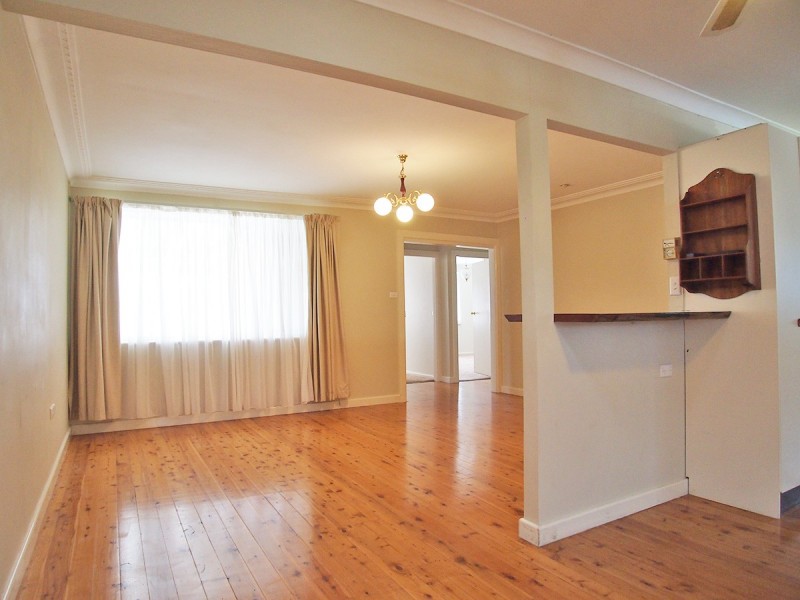 26 Armstrong Avenue, Killarney Vale NSW 2261
