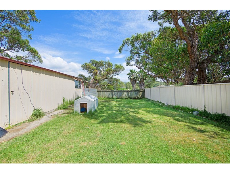 959 The Entrance Road, Forresters Beach NSW 2260