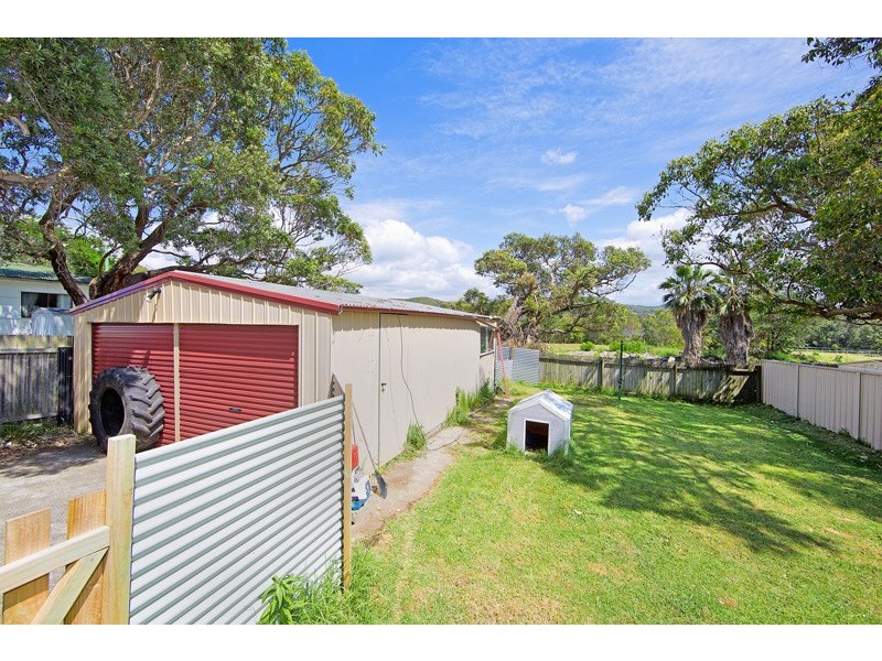 959 The Entrance Road, Forresters Beach NSW 2260