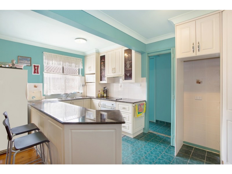 4 Graham Street, Long Jetty NSW 2261