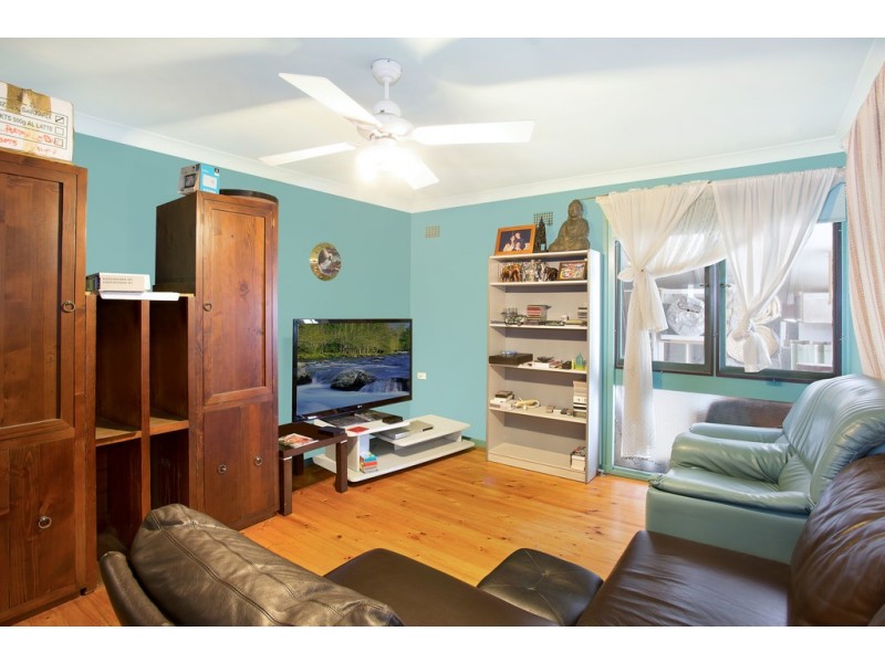 4 Graham Street, Long Jetty NSW 2261