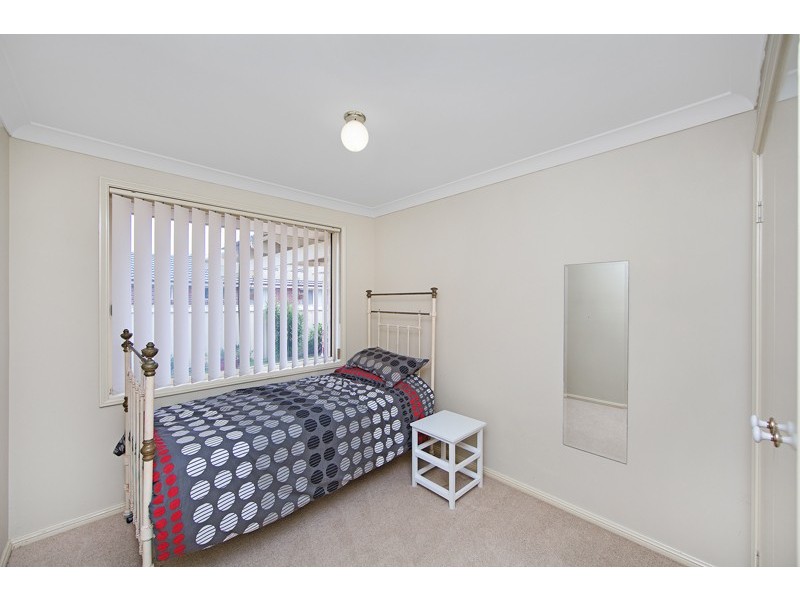 31 Lorraine Avenue, Berkeley Vale NSW 2261