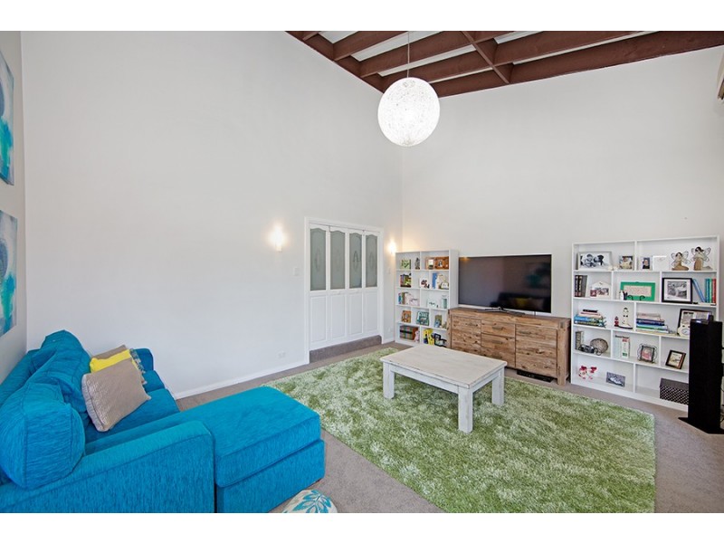 25 Waratah Street, Bateau Bay NSW 2261