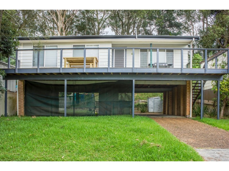 266 Lakedge Avenue, Berkeley Vale NSW 2261